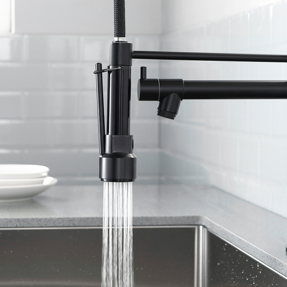 Fapully Modern Blackened Sink Faucet with Pull Down Spout Brass Kitchen Faucet with Pull Down Sprayer