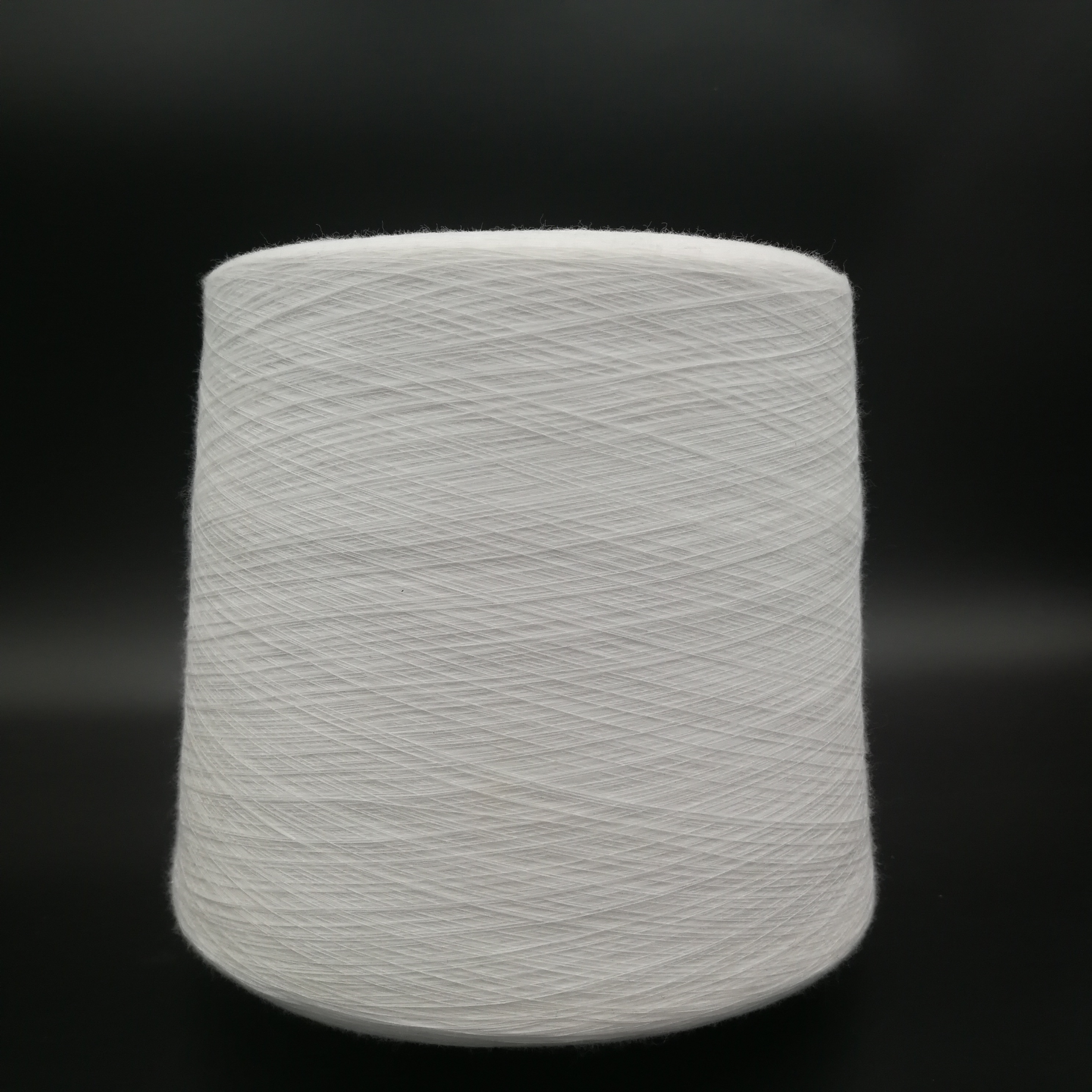 100% Virgin polyester yarn polyester spun yarn raw white in China use for knitting and weaving 10S,16S,21S,32S