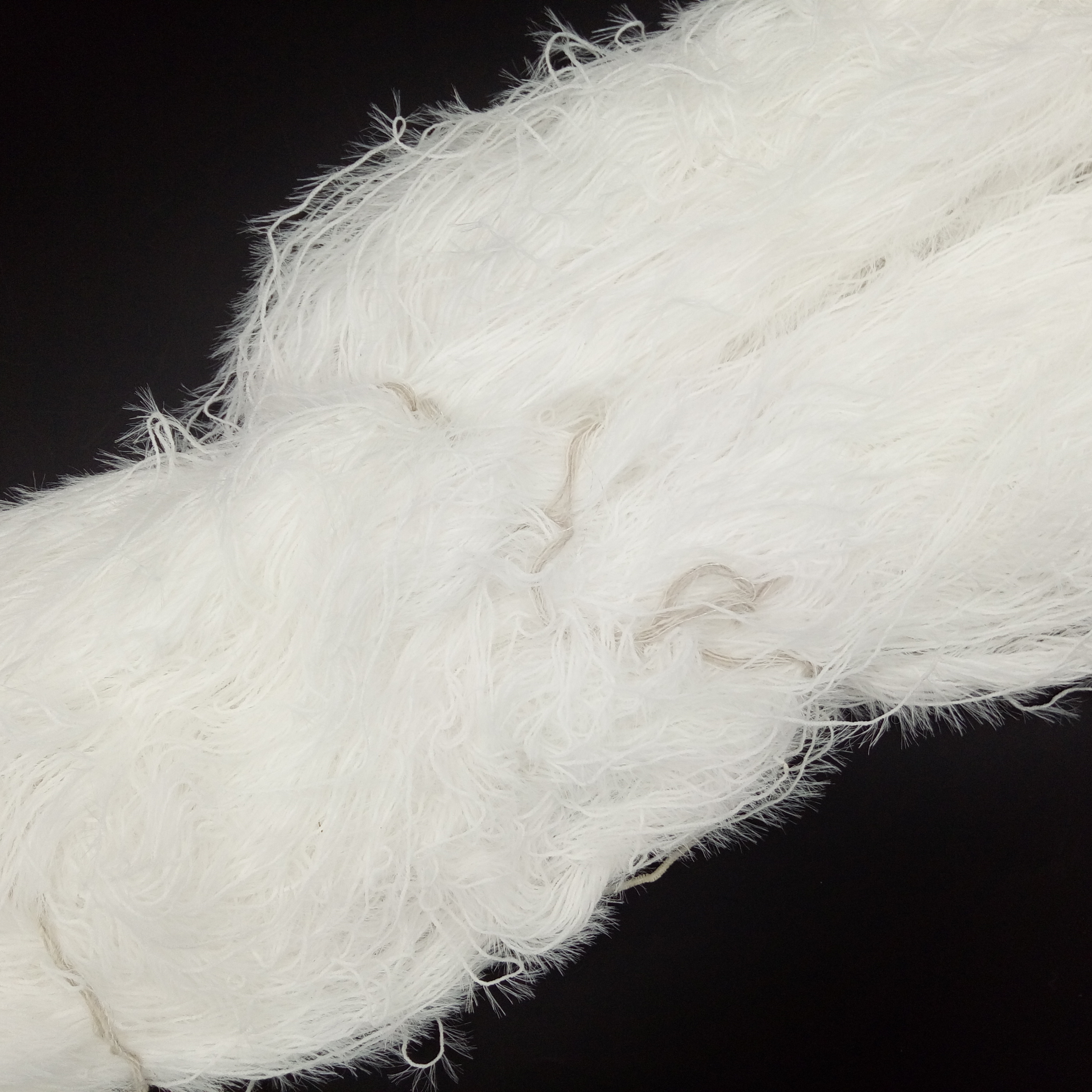 2CM 100% nylon/polyester undyed white yarn imitate mink fur yarn feather fancy yarn for flat and circular knitting machines