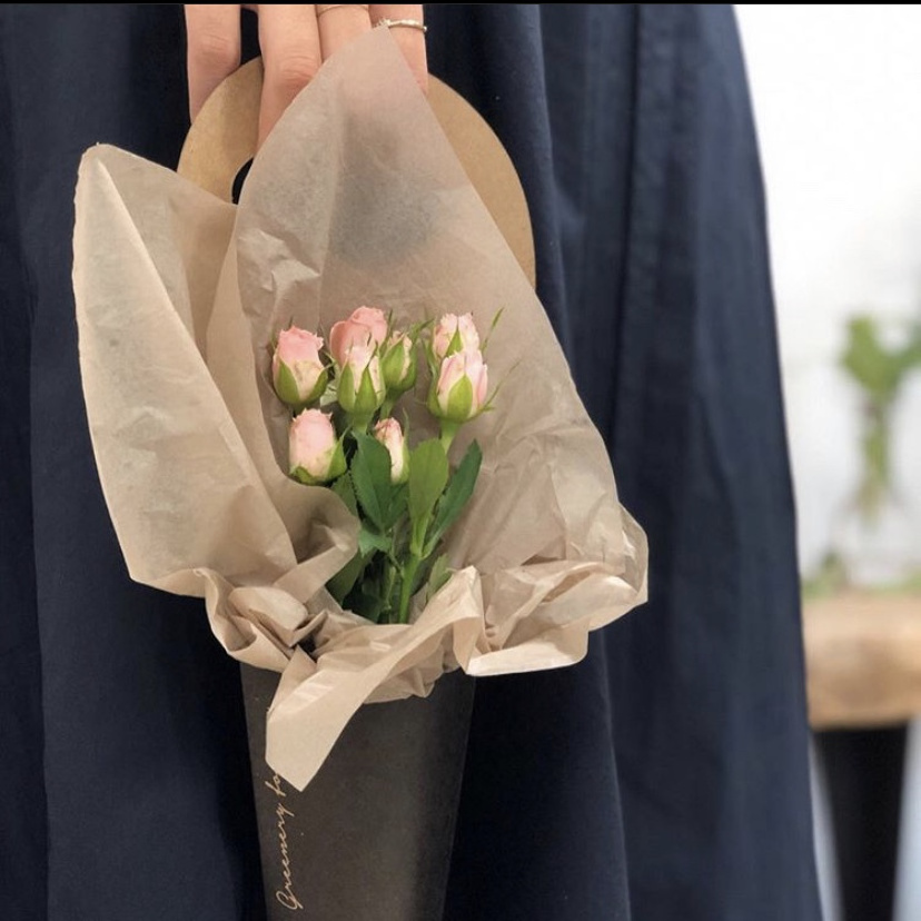 Flower Bag Shop Logo Custom Multiple Shapes Pink Brown Kraft Paper Flower Bouquet Carrier Flower Bag with Handle