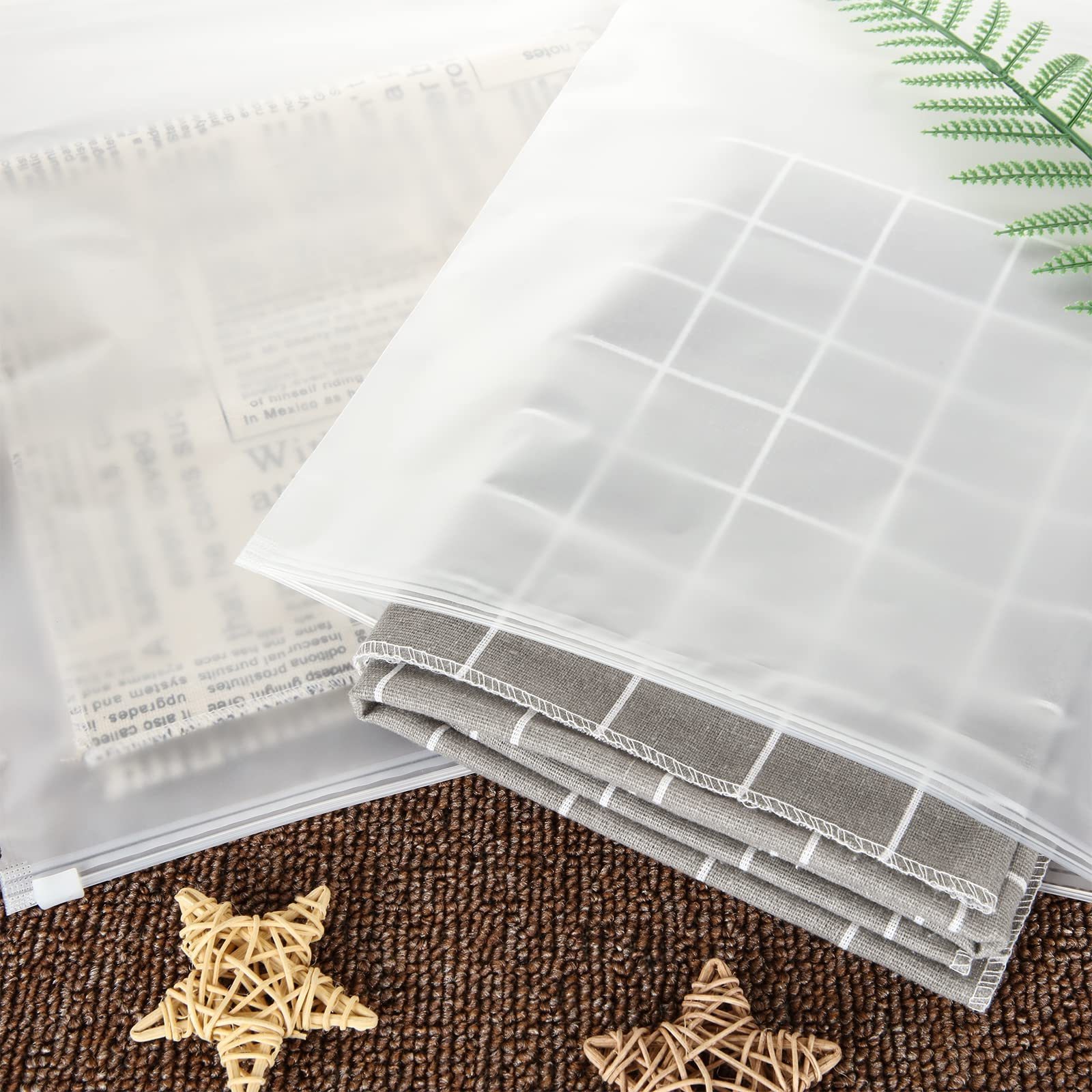 Hot Selling Eco Friendly Zipper Resealable Short Sleeve Clothes Towel Storage Packaging Frosted Plastic Ziplock Bag