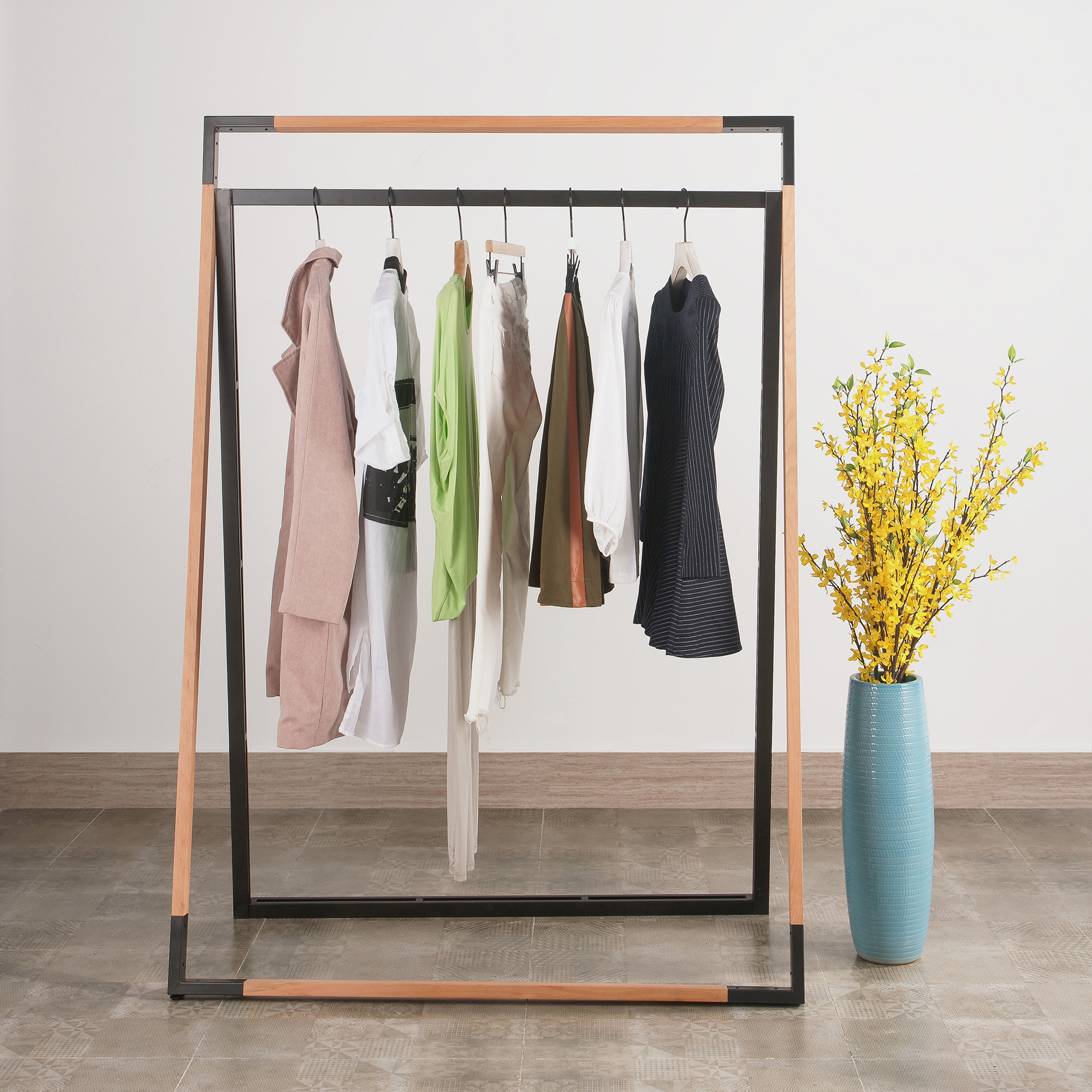 Heavy Duty Clothes Rails Clothing Shop Interior Design Wooden Stand Cloth Rack Full Assemble and Free Standing