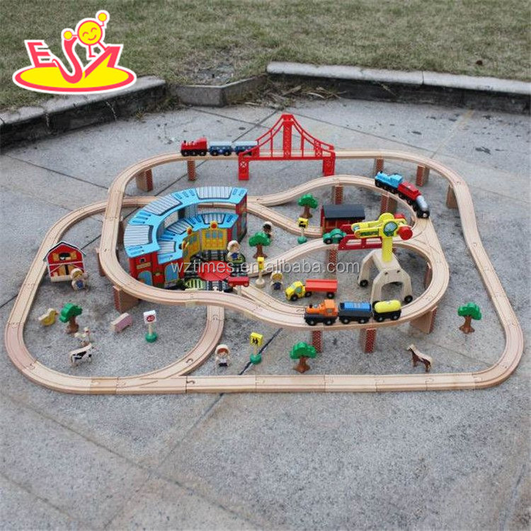 wholesale 142 pcs best quality wooden toy train track hottest design kids wooden toy train track W04C072