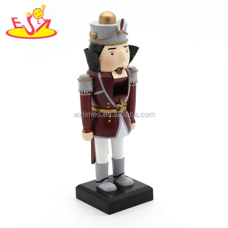 2023 Wholesale classical kids wooden traditional nutcracker for christmas gift W02A293