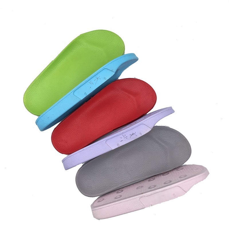 cheap price hot selling design PVC beach slippers outsole