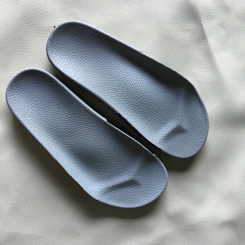 cheap price hot selling design PVC beach slippers outsole