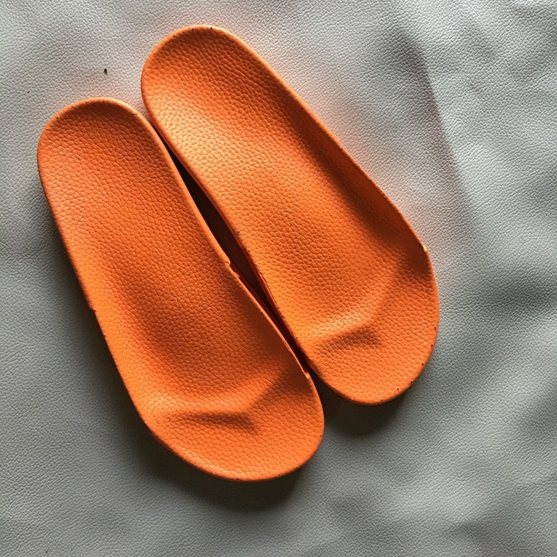 cheap price hot selling design PVC beach slippers outsole