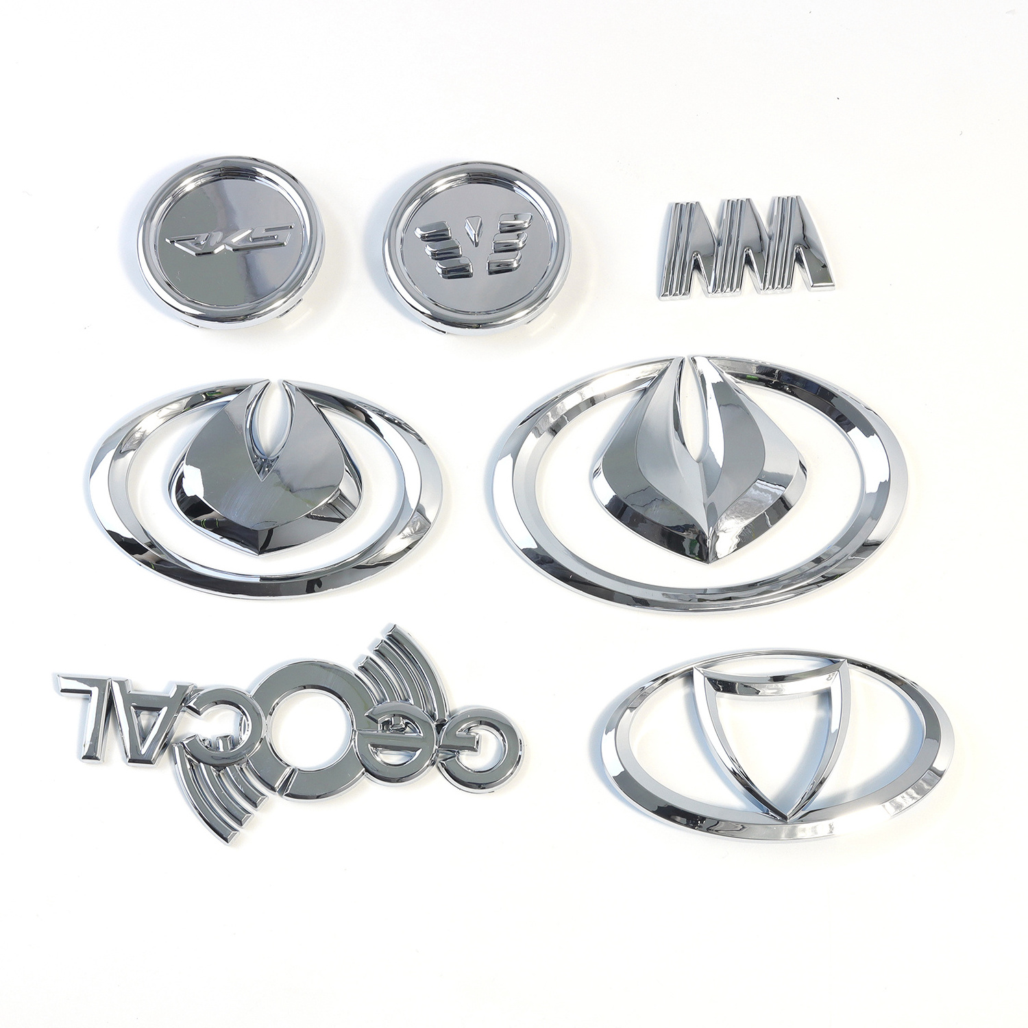 Customized Wholesale MatteAuto Car Emblem Badges Popular Made Chrome ABS Plastic Emblem 3D Logo Badge Silver Letter Car Sticker