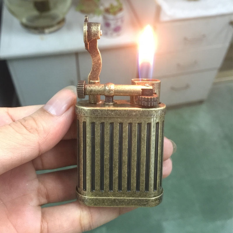 China lighter manufacturer YIBAO YB-027  6.3*4.2*1.7cm--75g  soft flame gas refillable metal flint cigarette lighter