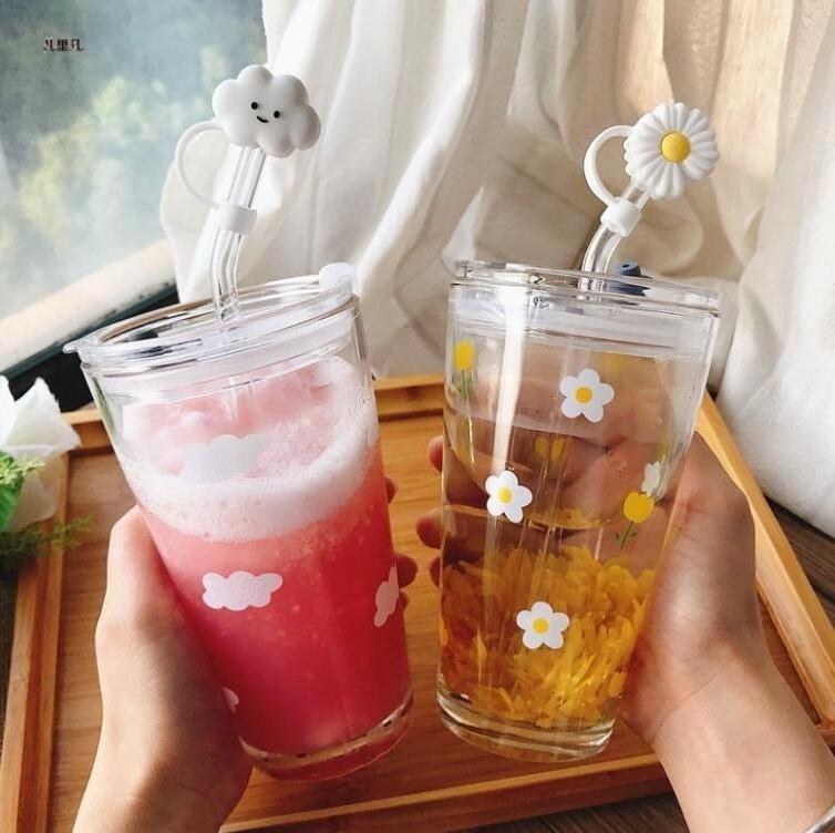 big capacity cloud juice cup strawberry clear cup with lids and straws