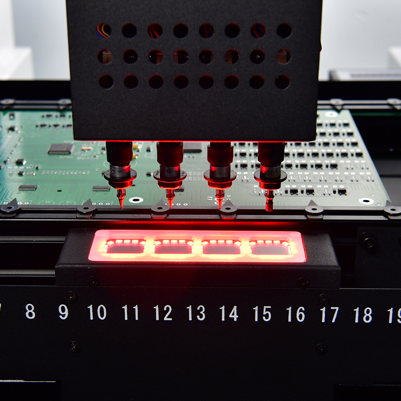 Integrated Circuit Making SMD Machine SMT550 Electronic Components Pick and Place Machine with 4heads and 50feeders