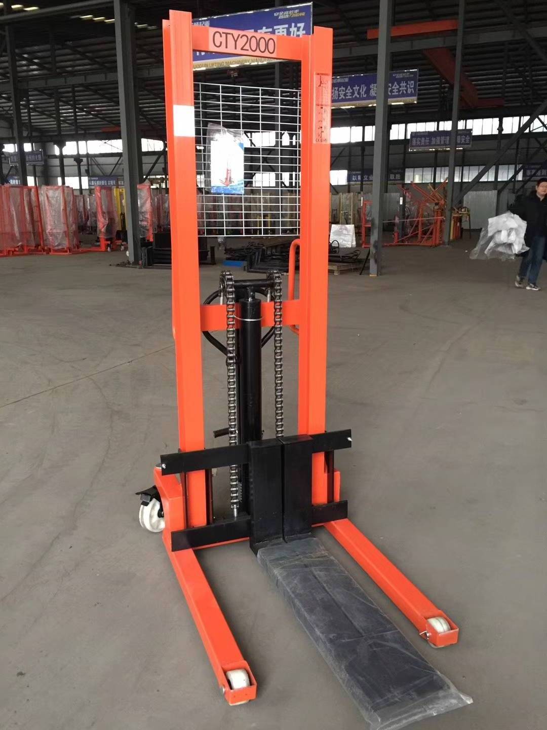 3 ton Hydraulic Manual Pallet Stacker forklift crane 1 ton hand operated forklifts hand pallet stacker hand crank forklift