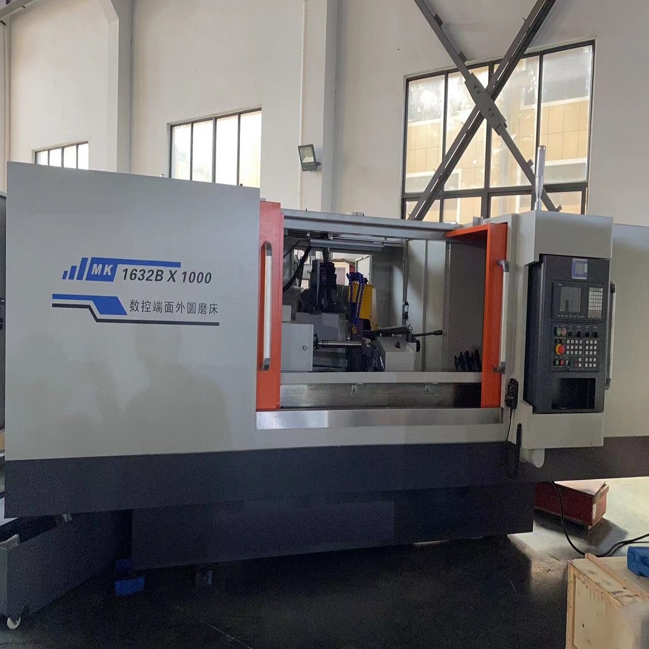 CNC crankshaft grinding machine Cylindrical camshaft grinding