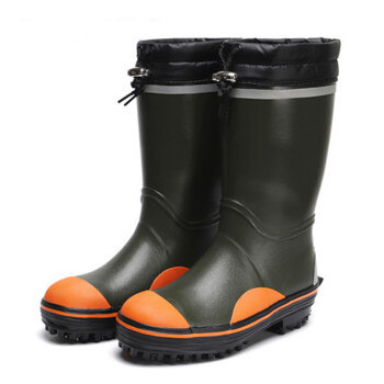 High quality soft natural rubber anti-smash and low temperature winter safety work boots