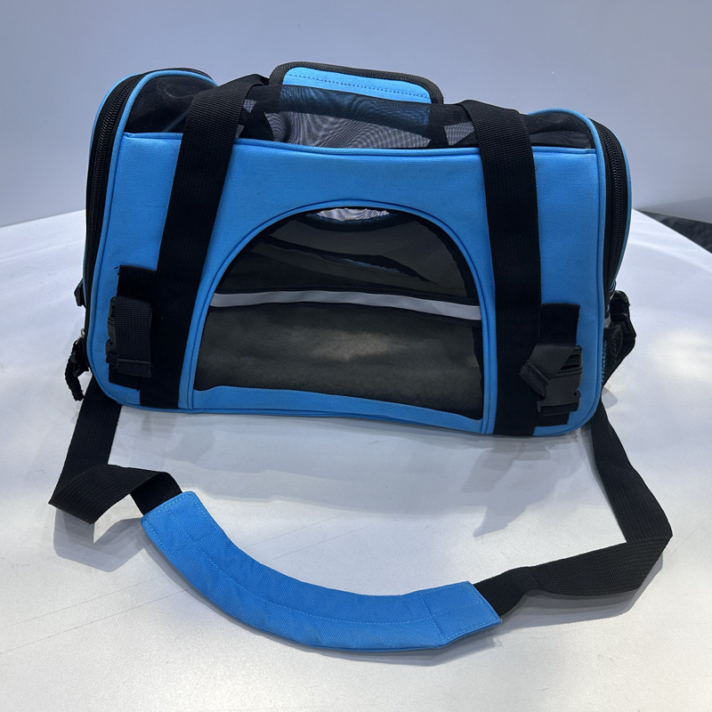 New pet bag Portable travel Crossbody bag Portable breathable pet backpack foldable dog bags