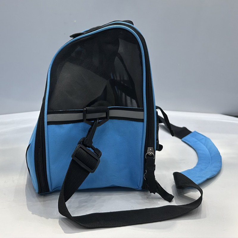 New pet bag Portable travel Crossbody bag Portable breathable pet backpack foldable dog bags