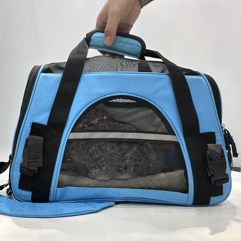 New pet bag Portable travel Crossbody bag Portable breathable pet backpack foldable dog bags