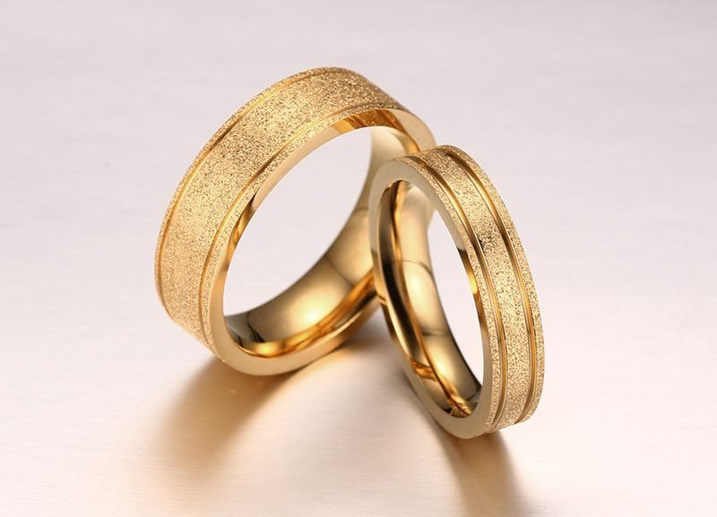 Online Sell Matting Gold Plated Wedding Stainless Steel Couple Rings