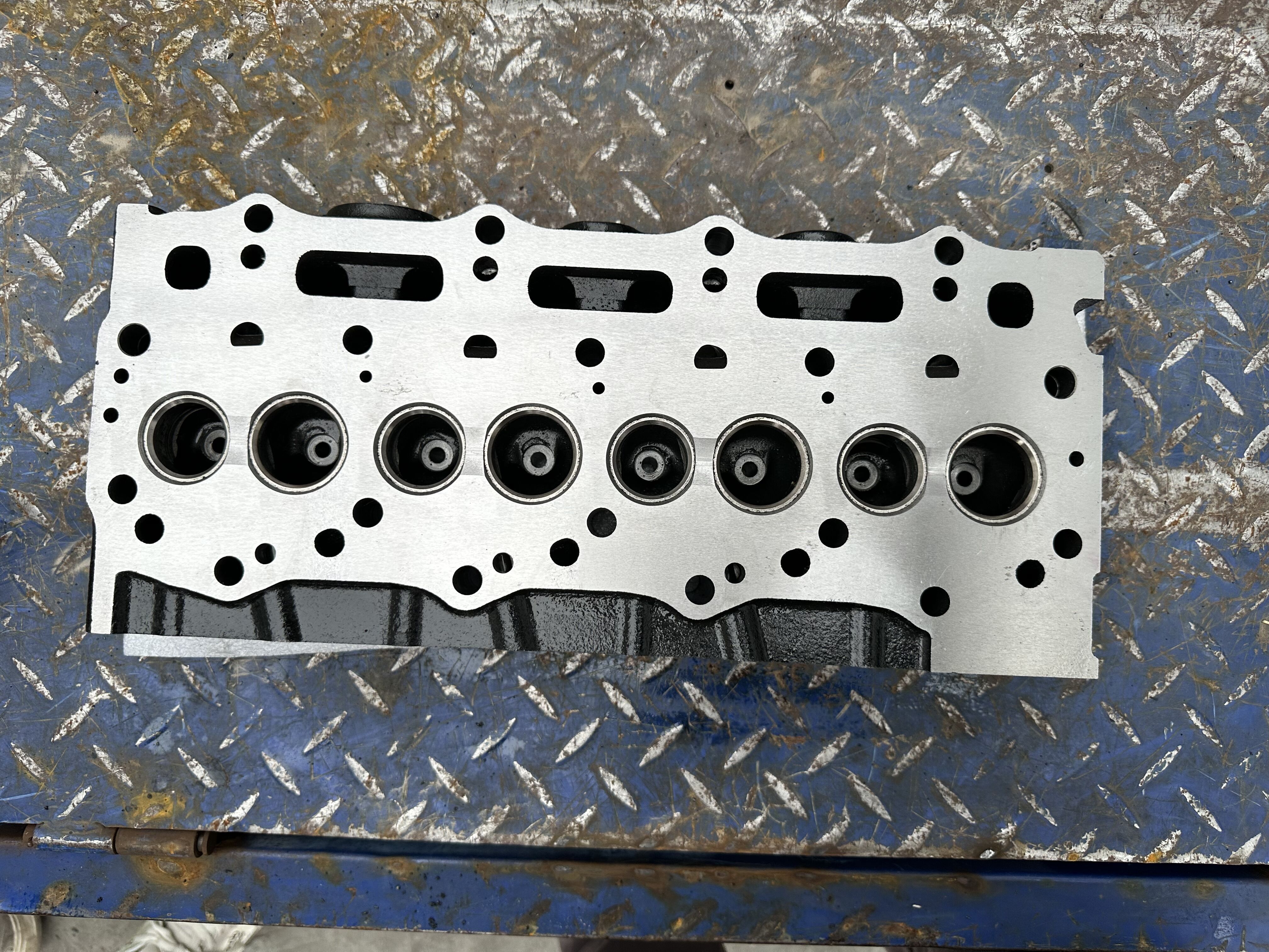 N844 N844L cylinder head for Perkins Engine 404C-22 104-22 Shibaura N844L N844LT N844-D N844L-D CAT 3024