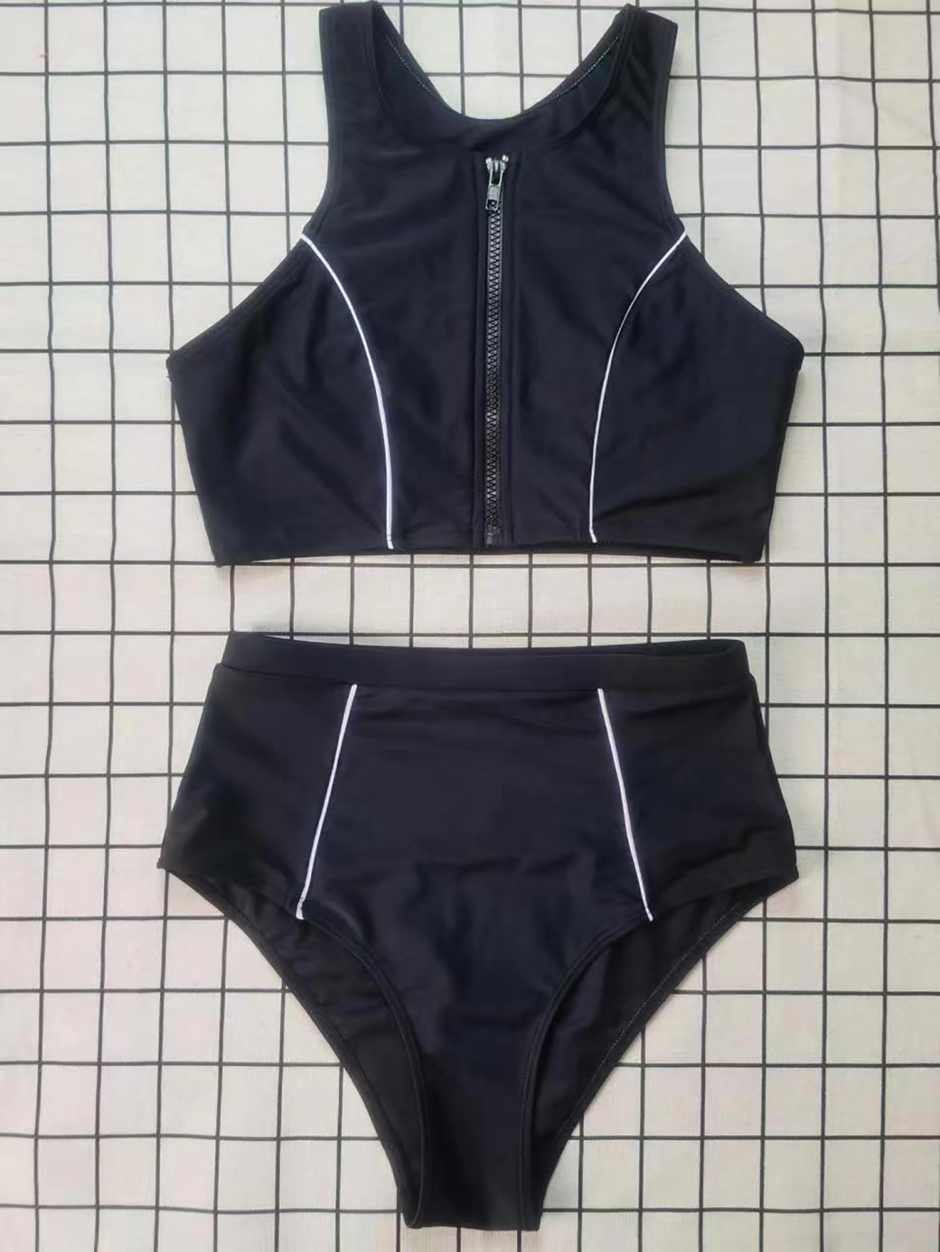 OEM Factory sale 2024 wetsuit sunblock fabric sports women sleeveless swimwear custom Two piece swimsuit surfing clothes