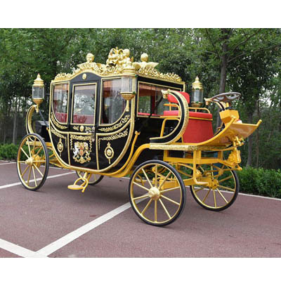 Royal luxury England style horse carriage with air condition heater in the cabin