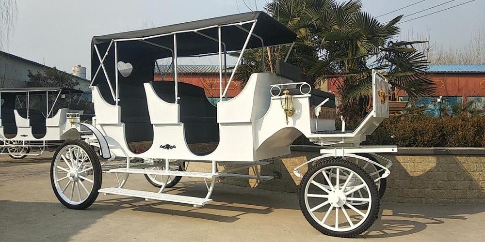 Cheap price horseless 12 seats electric sightseeing chuck wagon carriage