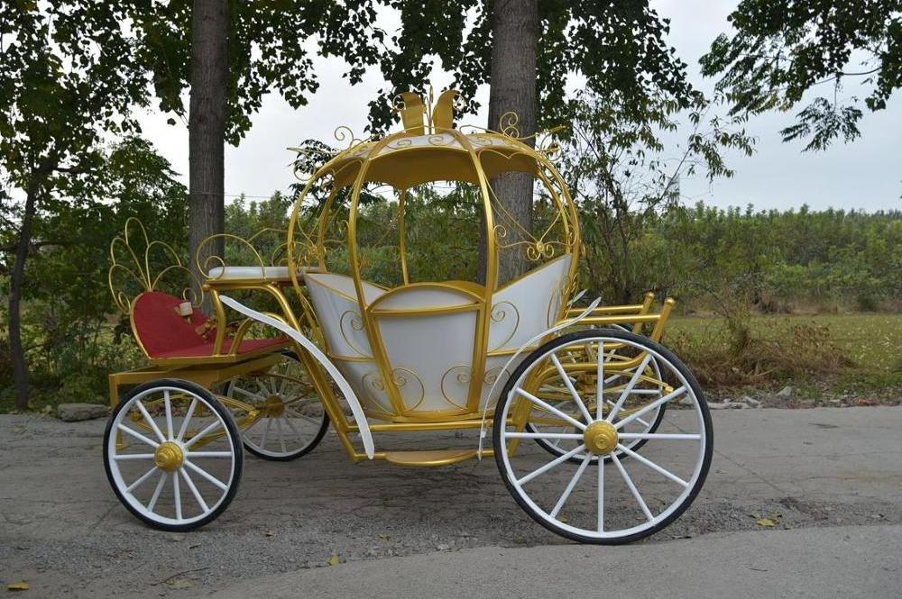 cheap price cinderella horse drawn carriage for sale