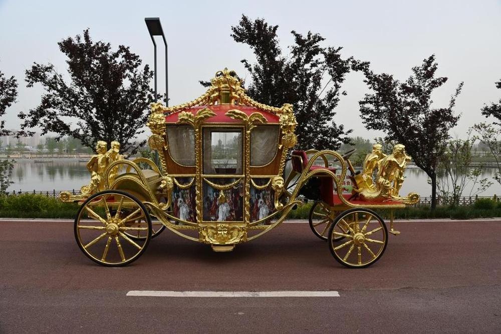 Electric horse carriage  gold state coach for sale