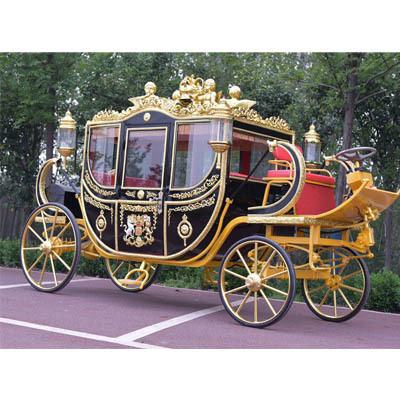 Royal luxury England style horse carriage with air condition heater in the cabin