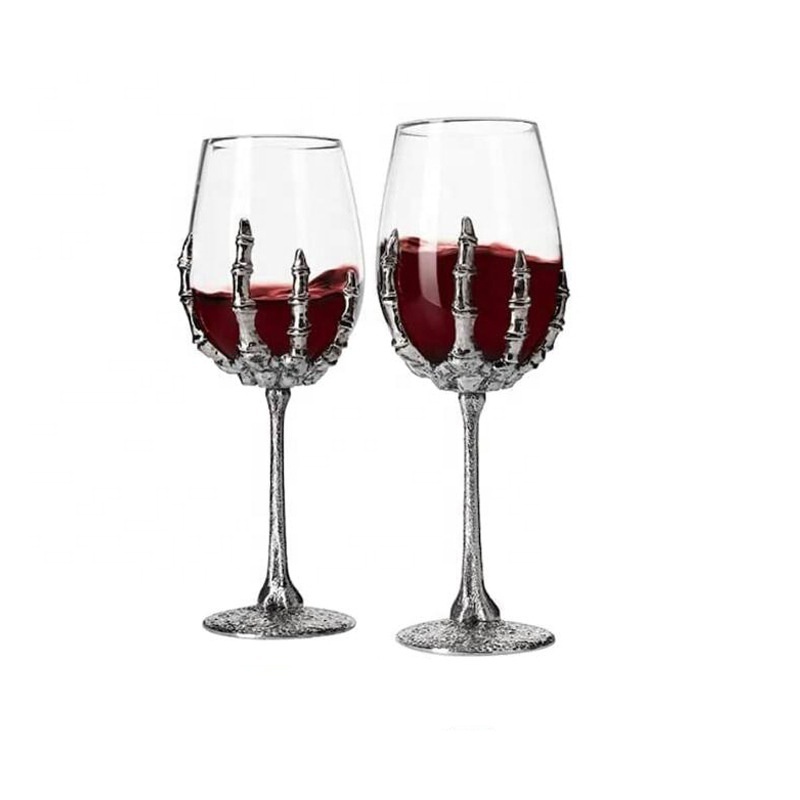 Wholesale Creative Halloween Metal Skeleton Hand Stem Wine Goblet Glass Luxury Retro Vintage Unique Wine Glasses