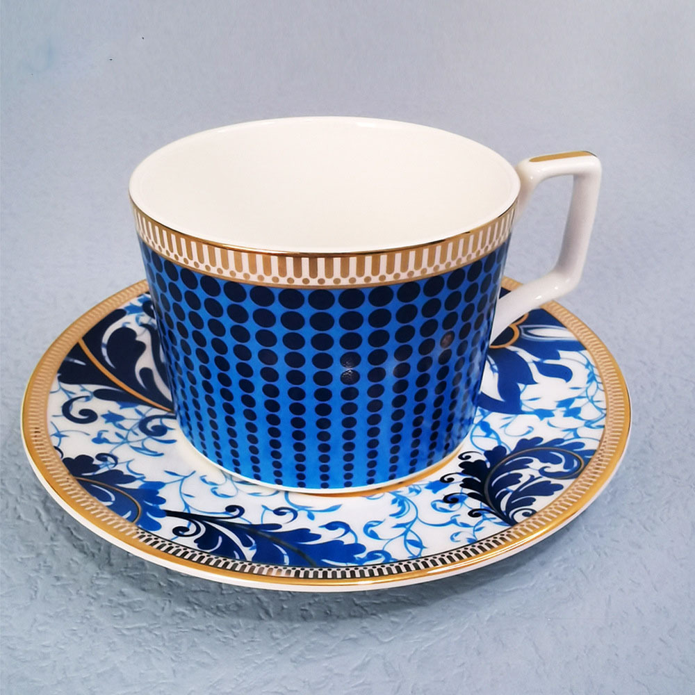 High Quality Customized Porcelain Cappuccino Cups Bone China Coffee Cup and Saucer Ceramic Tea Cup Mugs with Saucer Set