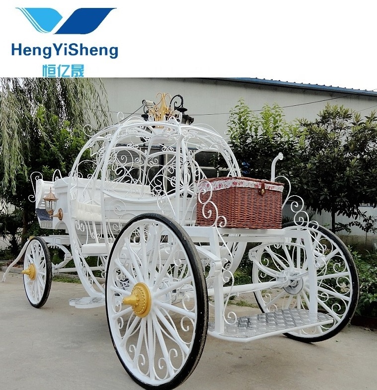 Luxury Cinderella Carriage Princess Carriage for Sale/Four Wheels Electric Horse Carriage/Top Quality Tourist Horse Carriage