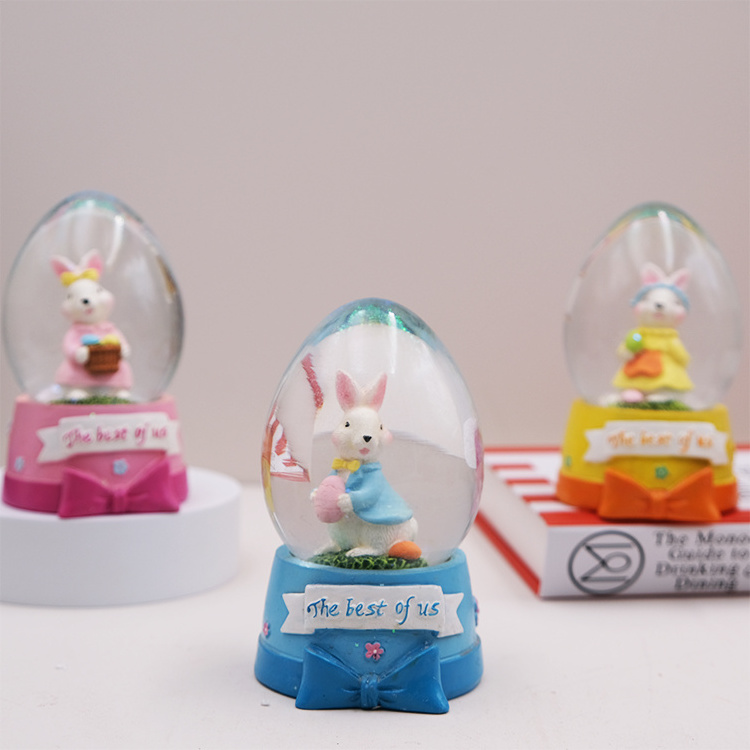 2023 Easter rabbit Resin Customized Musical Water Globe Resin Snow Globe Glass For home decoration