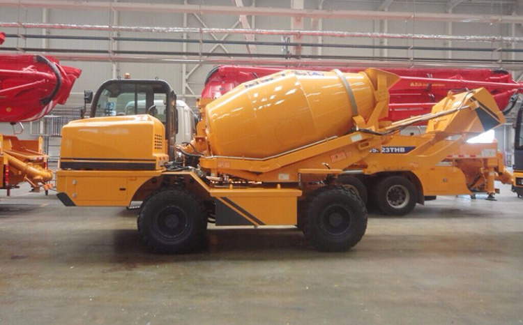 China XCMG SLM4 4 cubic automatic concrete mixer small concrete mixer truck price