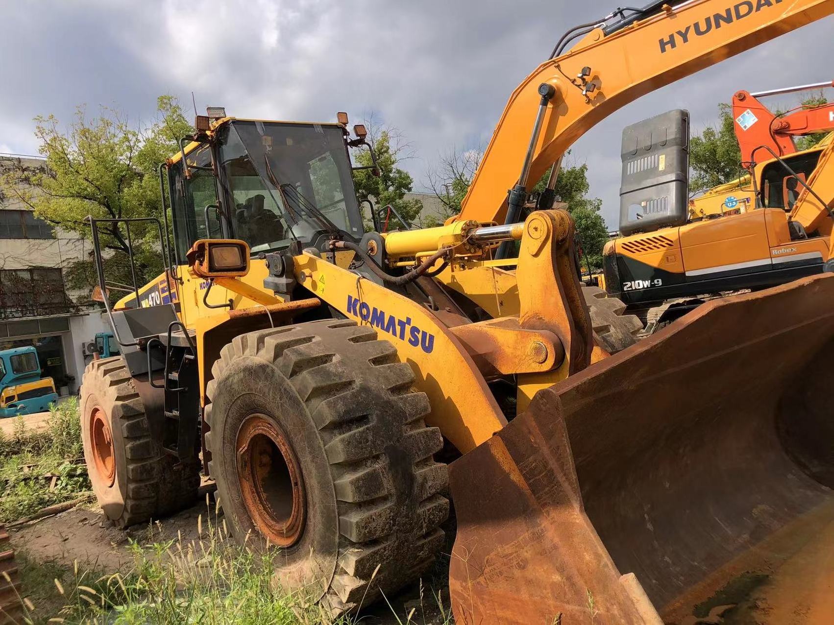 Used 7 ton Heavy Front Loader Komatsu WA470 Good Price Japan Made Tire front wheel Loader