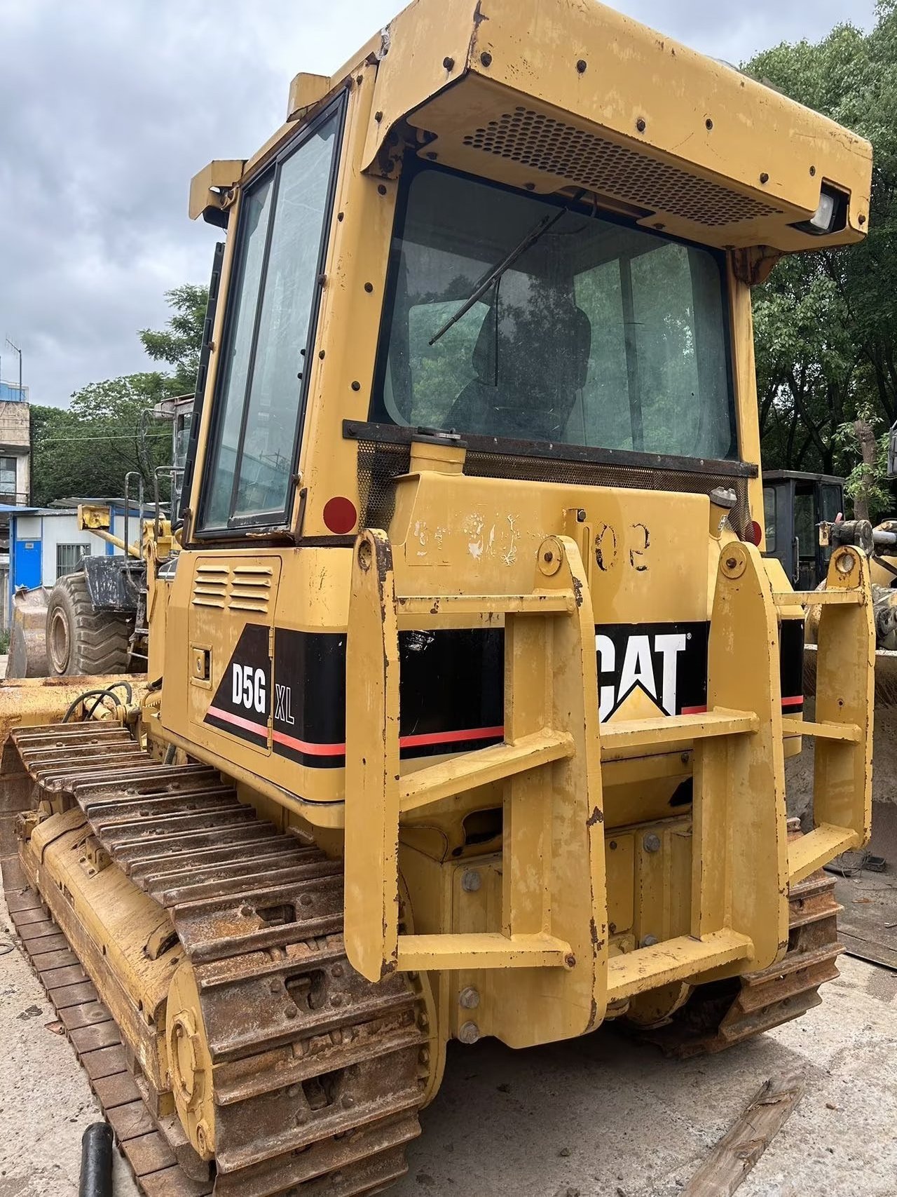 Used small bulldozer cat d5g mini dozer for sale used cheap cat d3 d4 d5 mini crawler dozers for sale bulldozer