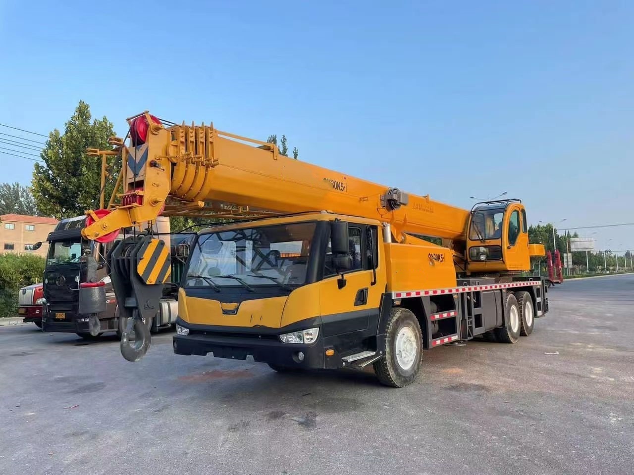 Cheap Price Truck Cranes QAY55 XCT55 55 Ton Used 50 ton 55 TON Japan original Tadano GT-550E used  truck  crane for sale