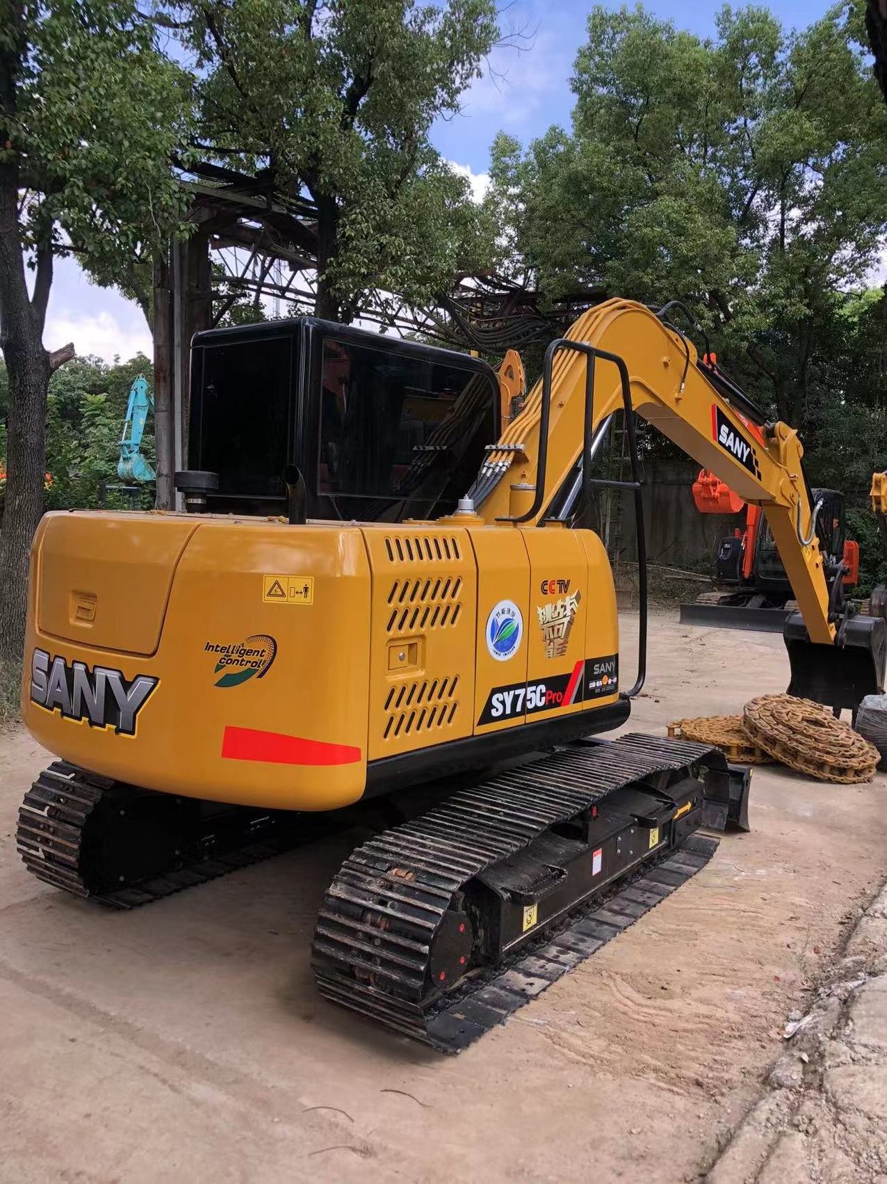 7 ton Sany SY75 Used Sany Mini Excavator SY75C SY75Cpro with blade made in CHINA mini excavator for sale