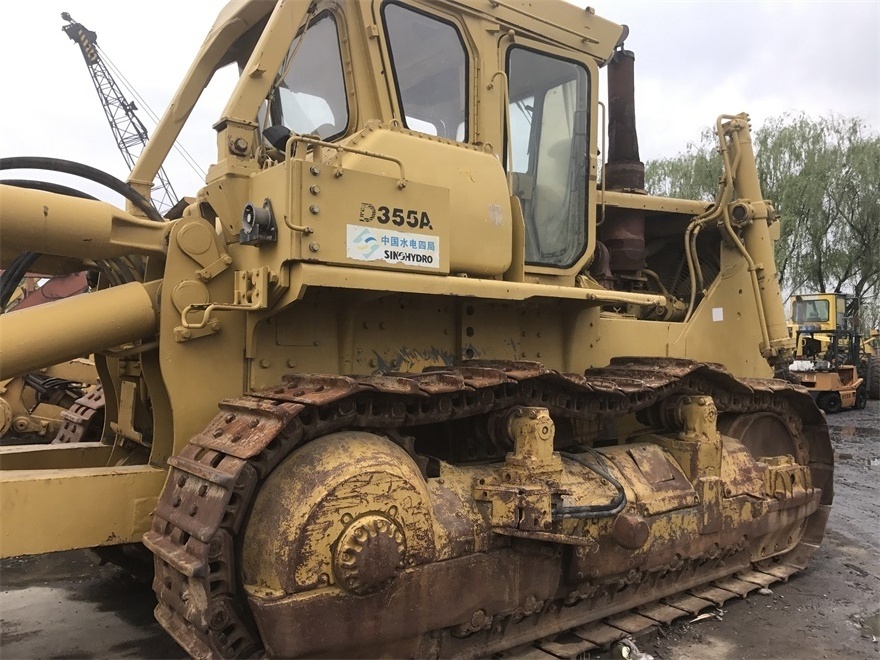 tractor made in Japan Komatsu D355A-5 high quality used crawler bulldozer