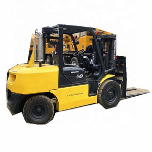 Japanese Komatsu 5 ton forklifts,FD50/FD40/FD100/FD150 4.5m lifting height used diesel forklift for sale