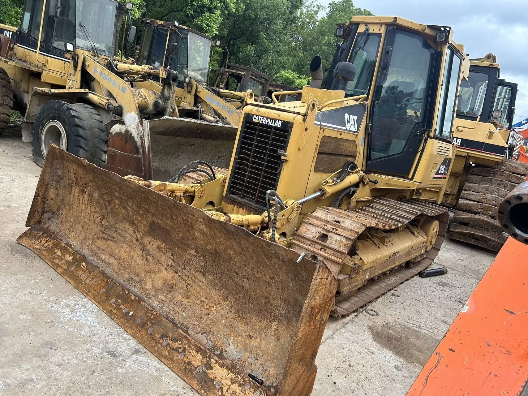 Used small bulldozer cat d5g mini dozer for sale used cheap cat d3 d4 d5 mini crawler dozers for sale bulldozer