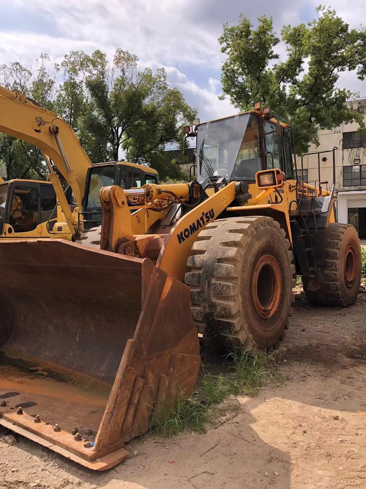 Used 7 ton Heavy Front Loader Komatsu WA470 Good Price Japan Made Tire front wheel Loader