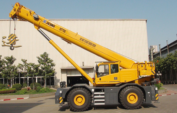 XCMG Hot Sale 70 ton Rough Terrain Crane RT70E Mobile Hydraulic Lifting Crane