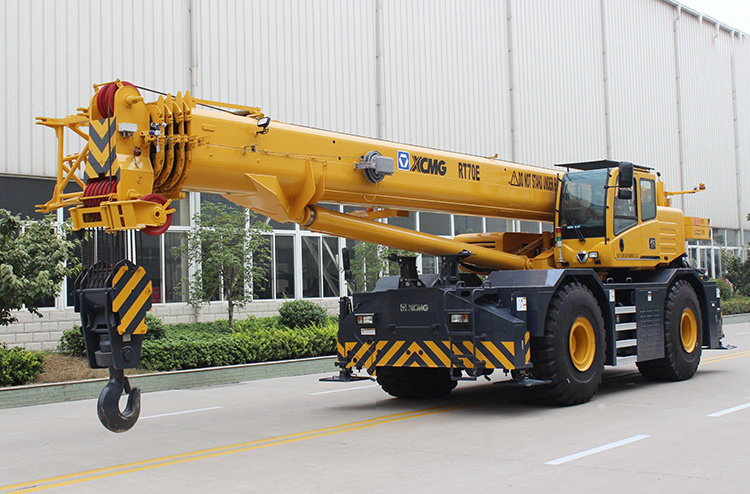 XCMG Hot Sale 70 ton Rough Terrain Crane RT70E Mobile Hydraulic Lifting Crane