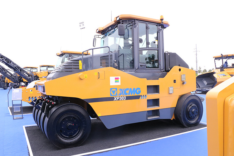 XCMG Official 30ton Pneumatic rubber tire road roller XP303 for sale