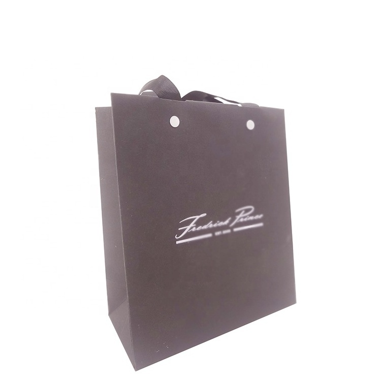 Custom Black Printed Luxury Perfume Jewelry Shopping  Gift Paper Bag With Handle