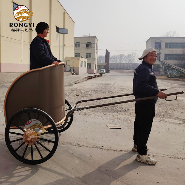 High quality marathon royal chariot/ modern two wheel horse cart for marnthon training/pony horse carriage