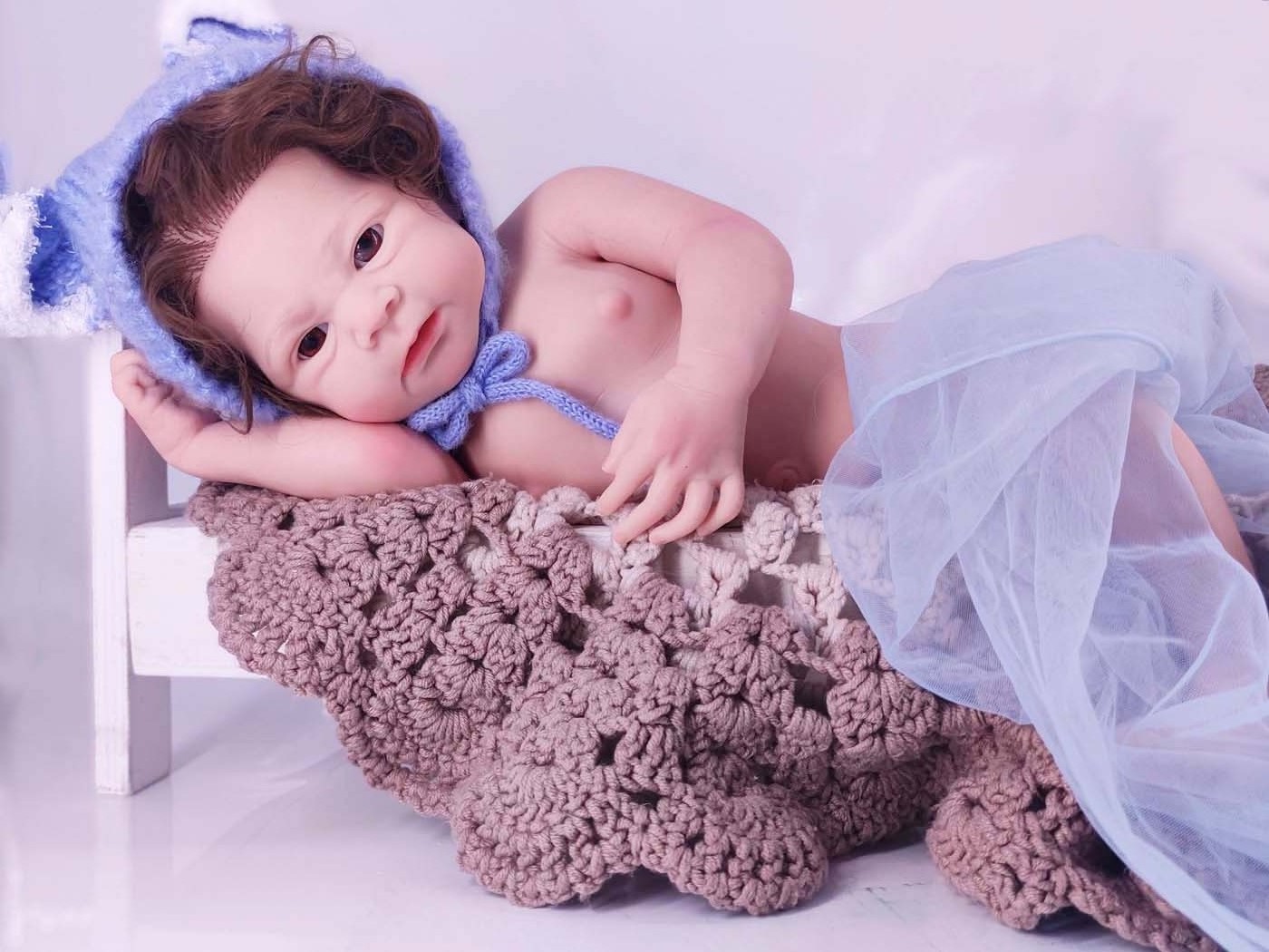 New Arrival Realistic 45 Cm Real Newborn Doll Long Hair Lifelike Soft Silicone Reborn Baby Doll