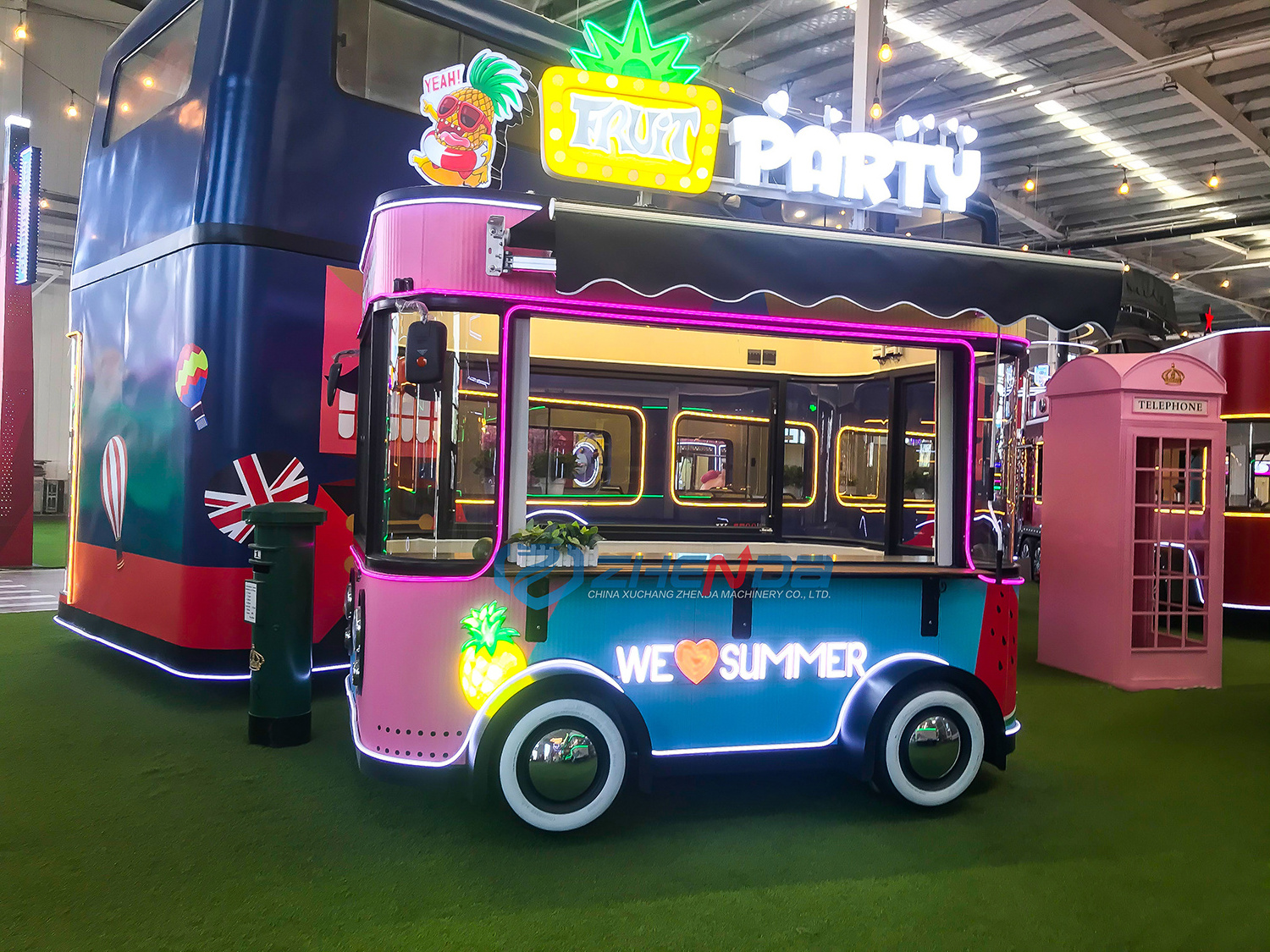 Original Manufacturer Direct Sale Beautiful Mobile Food Cart Street Fruit Cart Candy Bus Pop Snack Cart for Sale