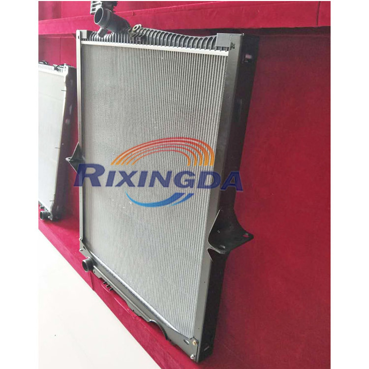 High quality Freightliner Cascadia radiator assembly OEM 527751007 water cooling system aluminum brazing radiator manufacture